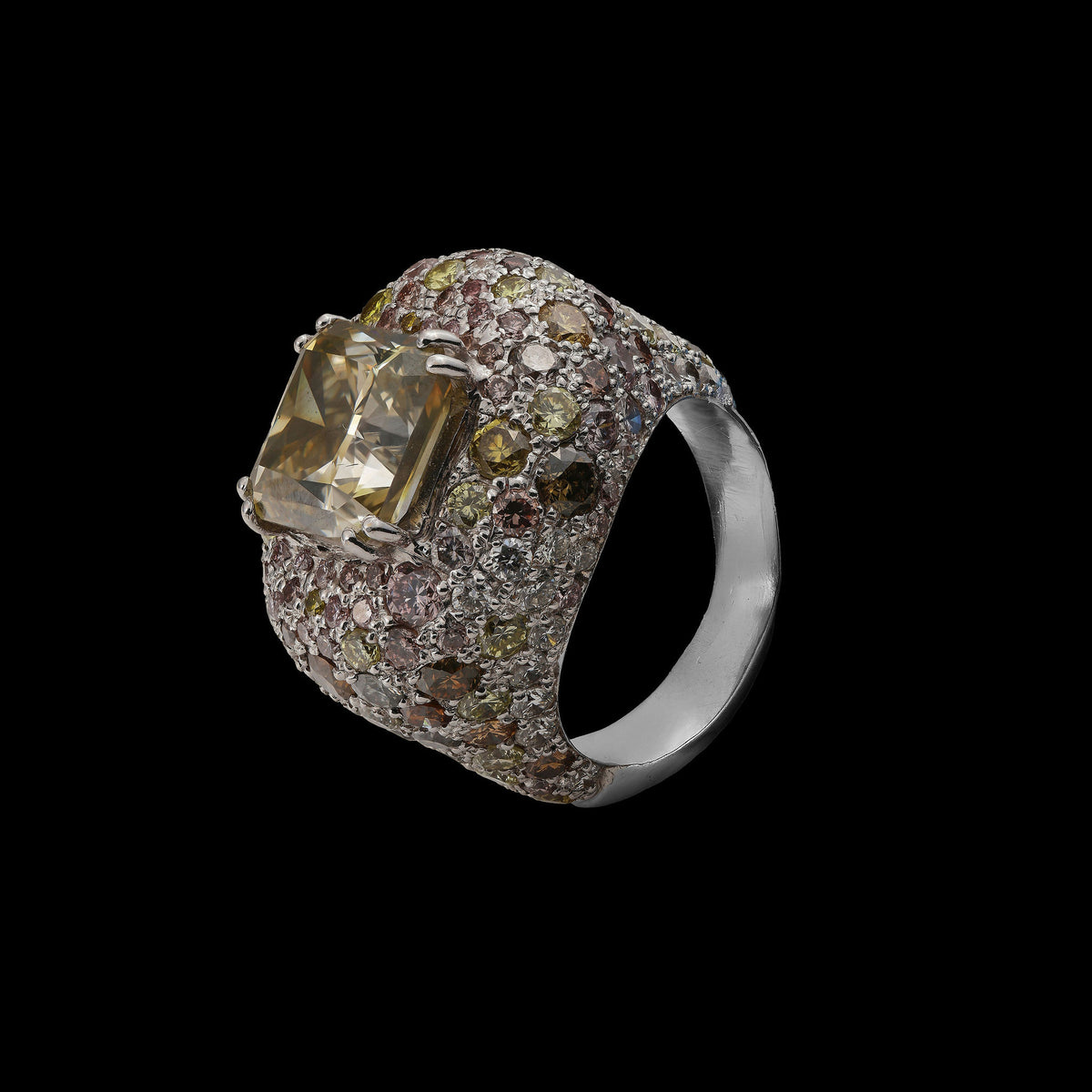 Greenish Yellow & Colored Diamond Ring
