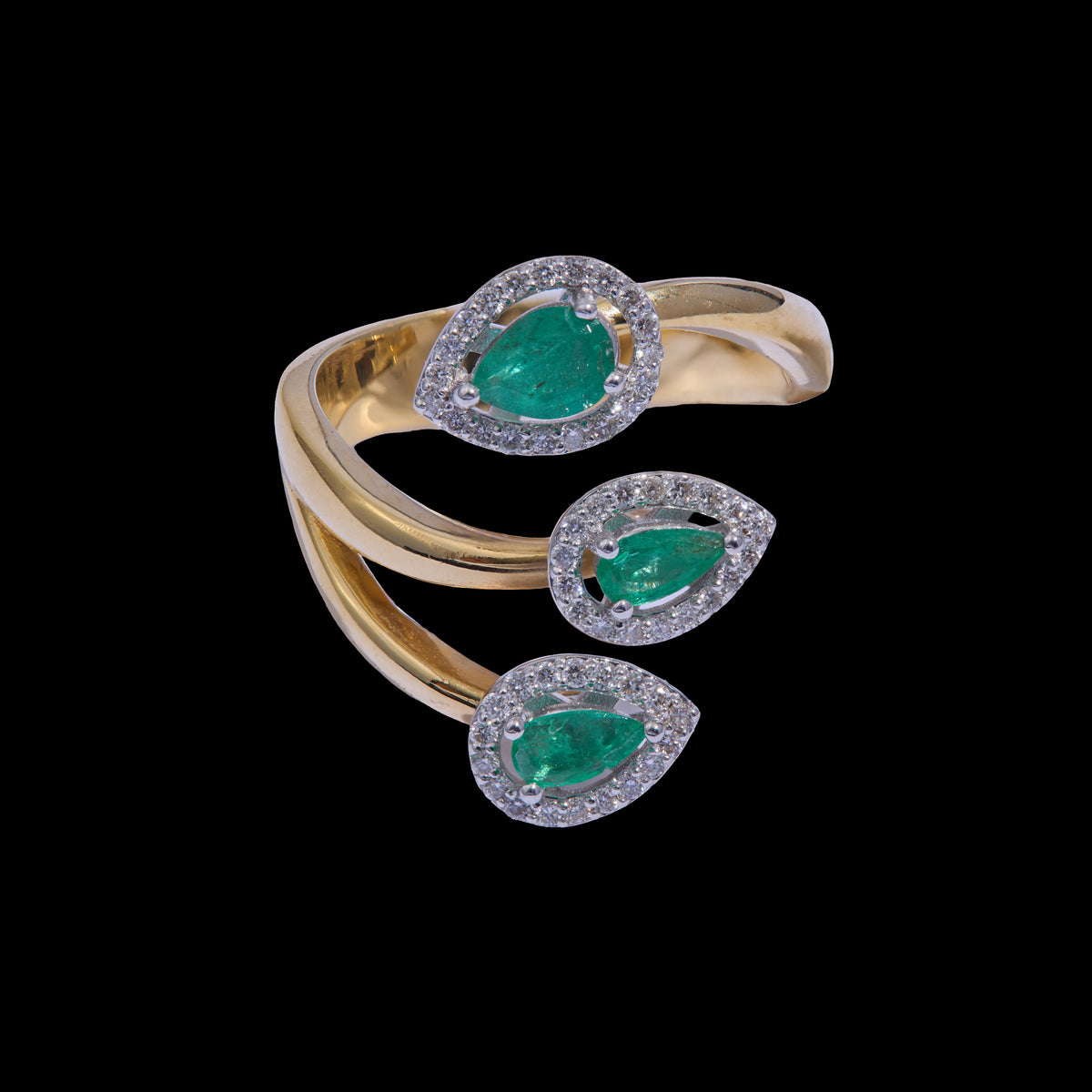 Emerald Diamond Ring