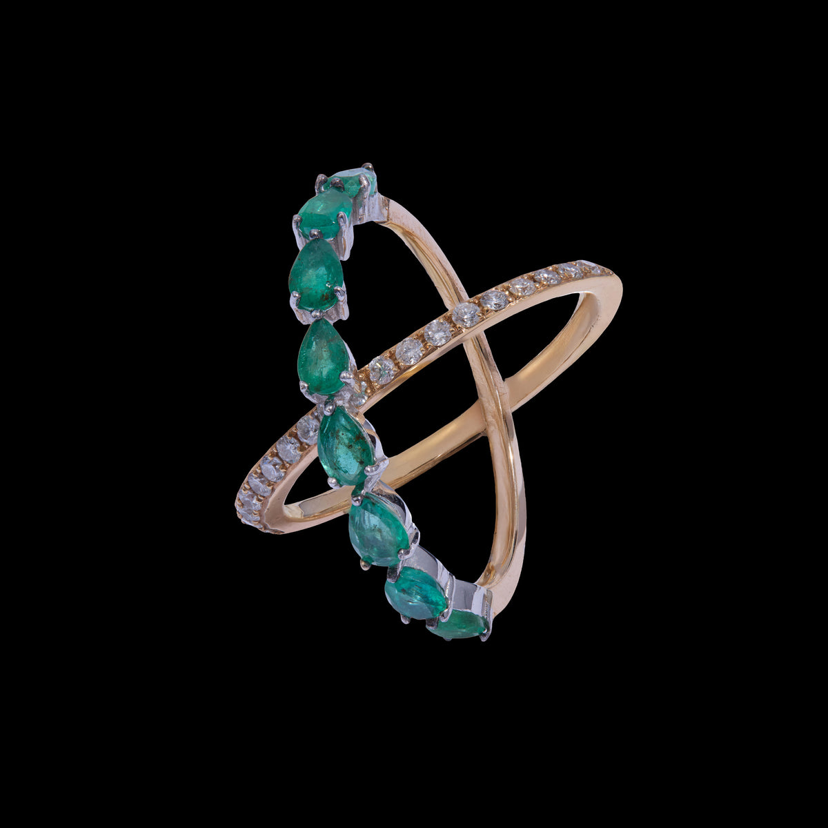 Emerald Diamond Ring