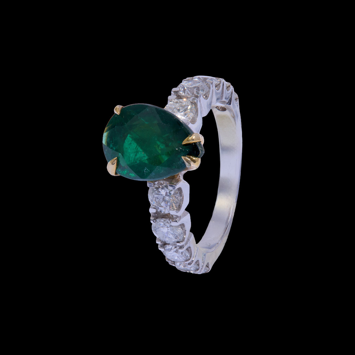 Emerald Diamond Ring