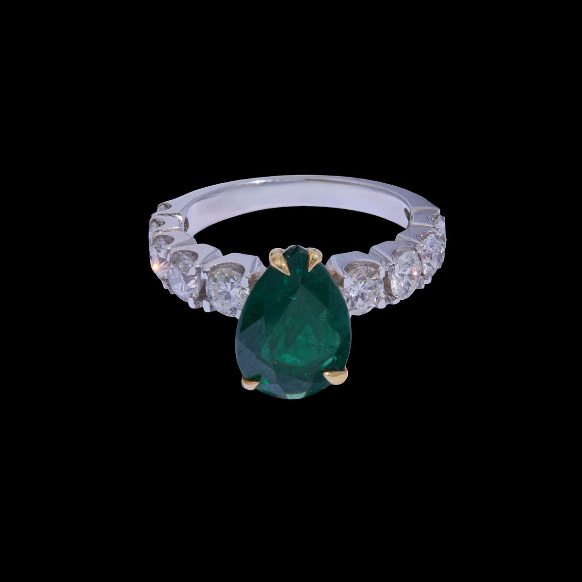 Emerald Diamond Ring