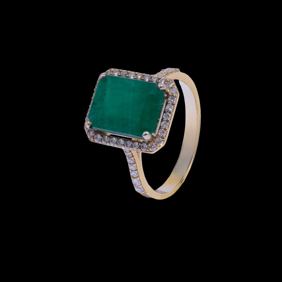 Emerald Diamond Ring