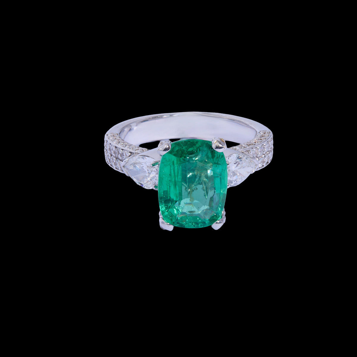 Emerald Diamond Ring