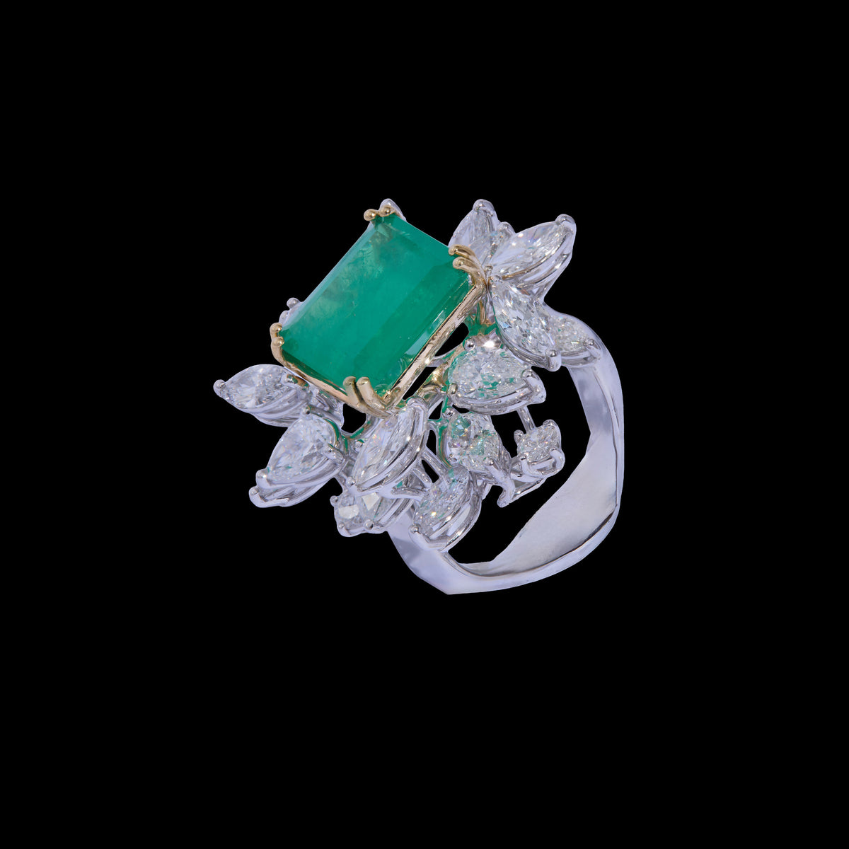 Emerald Diamond Ring