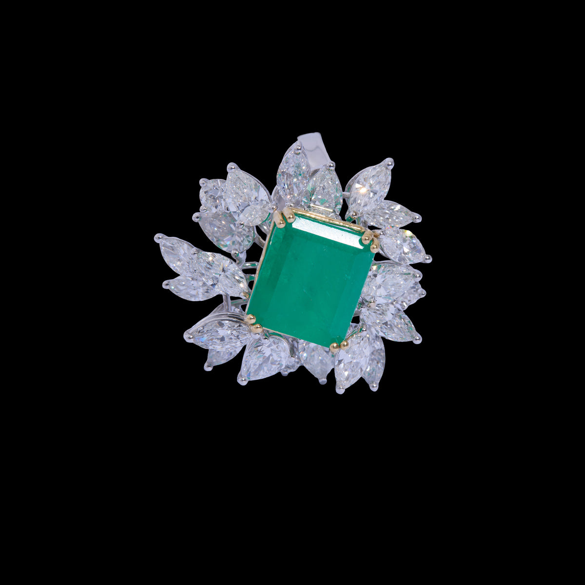 Emerald Diamond Ring